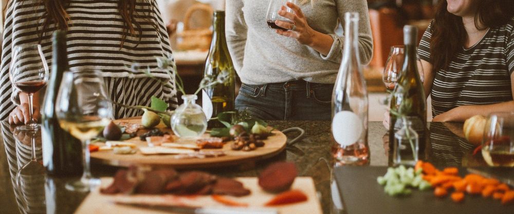 6 Reasons You May Be Overeating (Hint: It's Not Willpower)